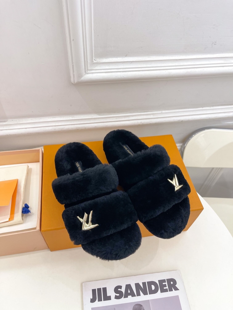 Louis Vuitton Slippers